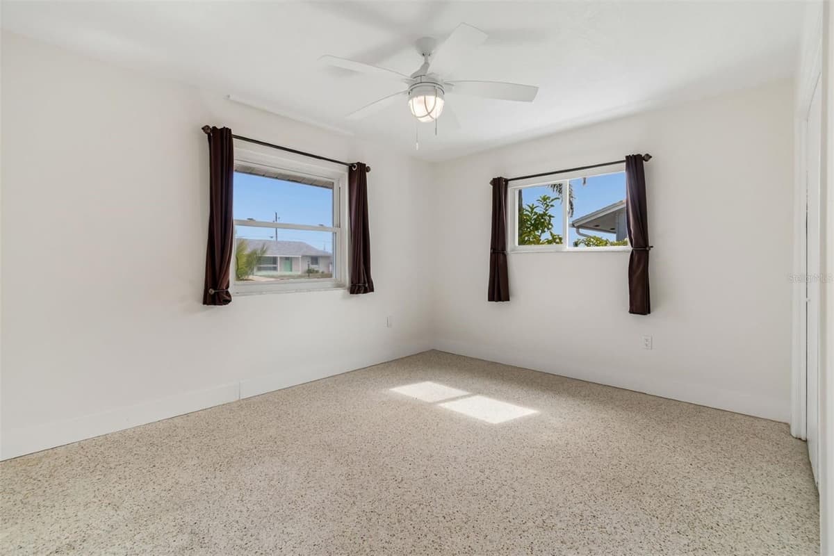 830 LA JOLLA AVENUE — photo 23 of 57