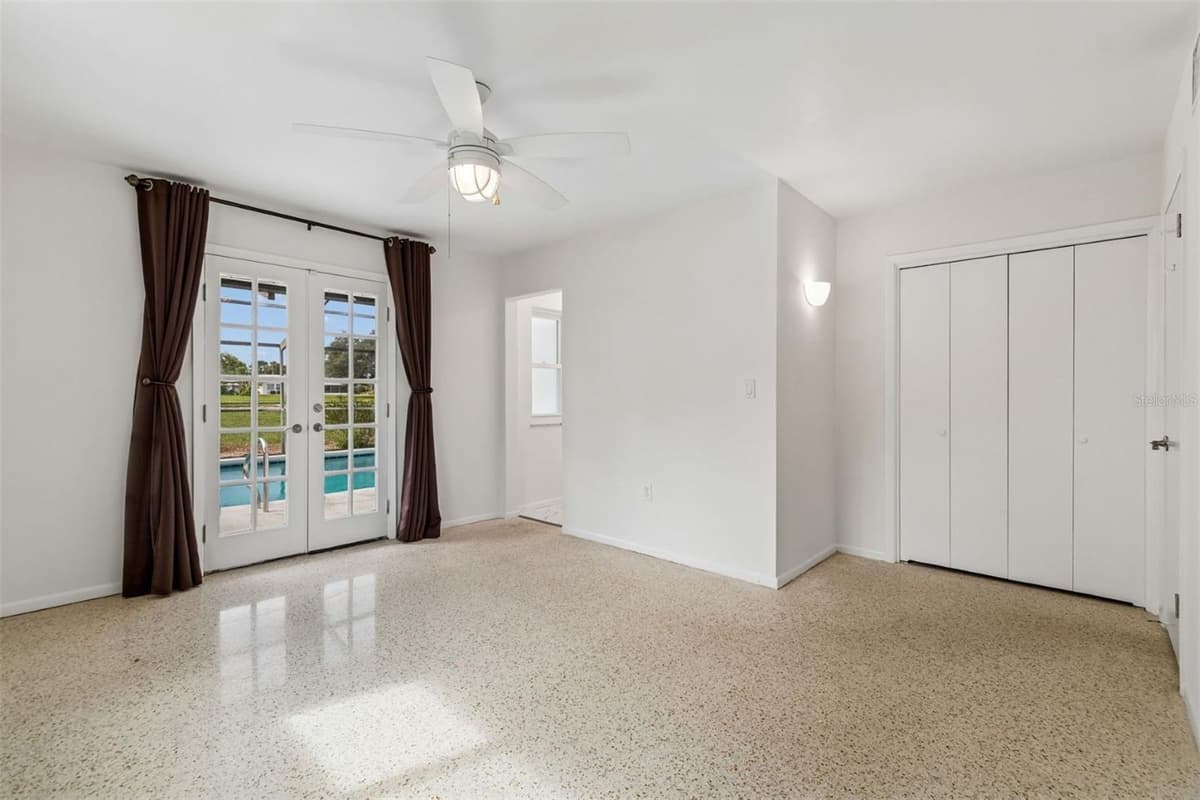 830 LA JOLLA AVENUE — photo 18 of 57