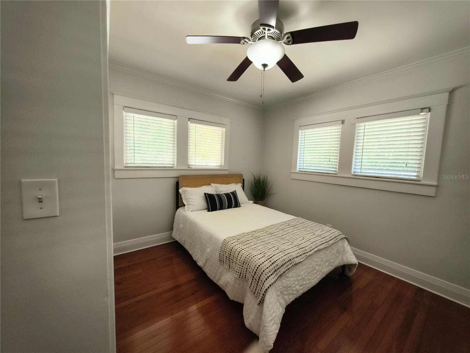 708 IDLEWILD AVENUE — photo 22 of 26