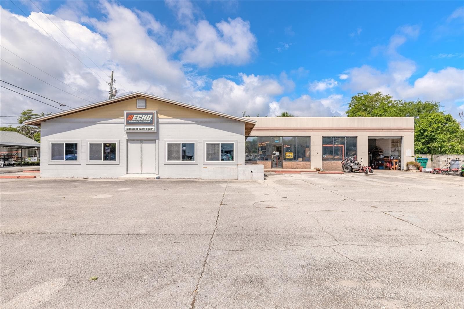 600 DIXIE FREEWAY — photo 3 of 32