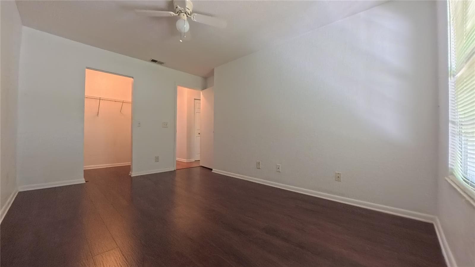 5440 MACDILL AVENUE — photo 18 of 24