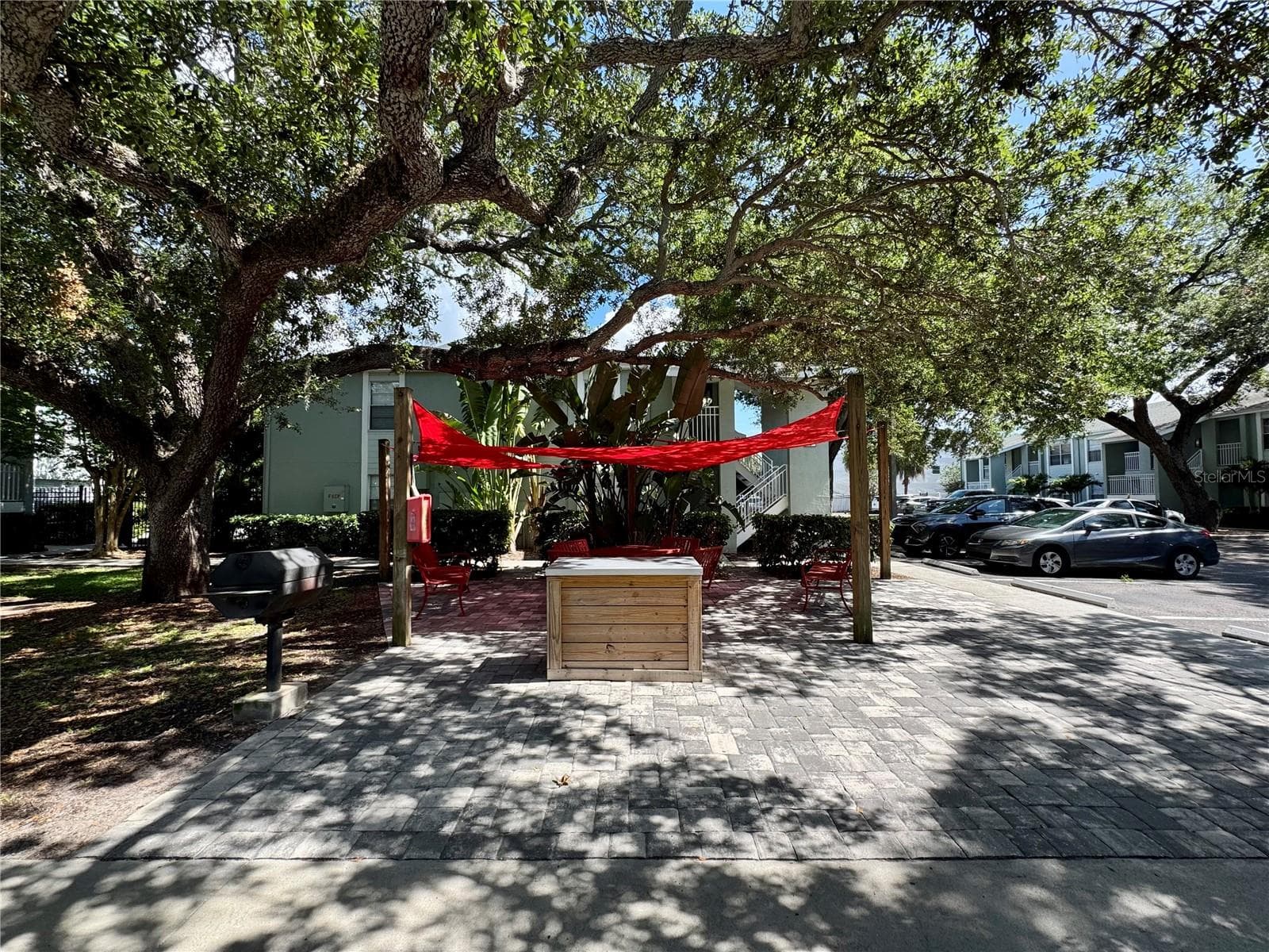 5440 MACDILL AVENUE — photo 22 of 24