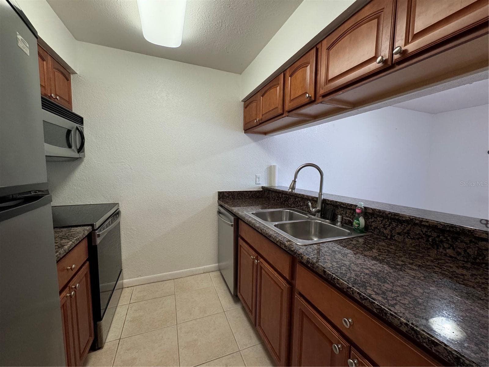 5440 MACDILL AVENUE — photo 12 of 24