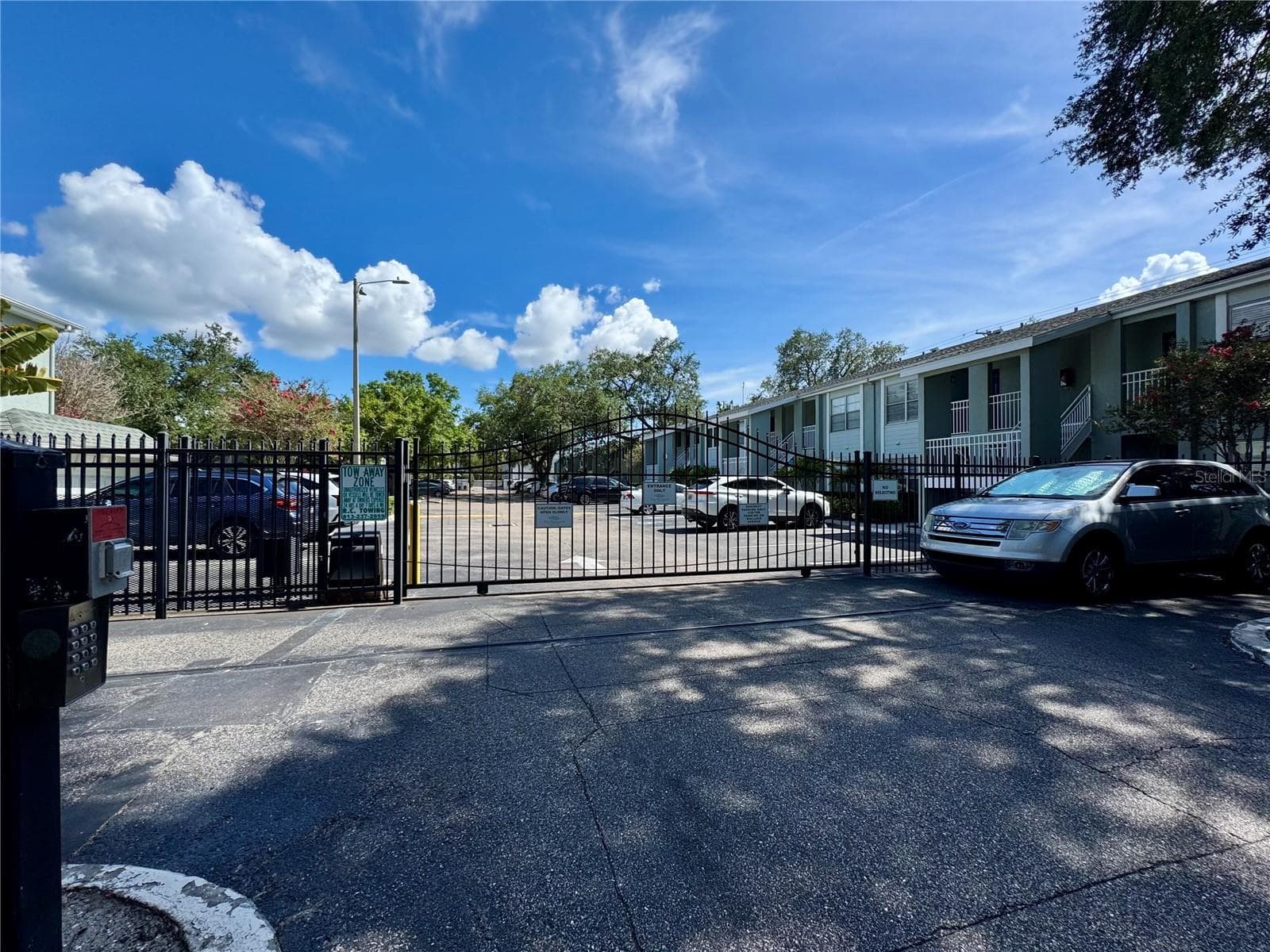 5440 MACDILL AVENUE — photo 21 of 24