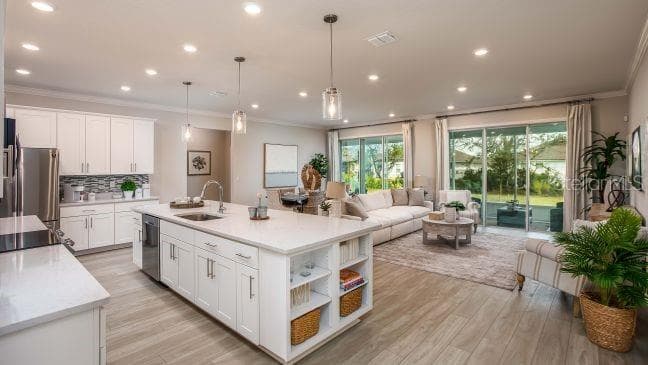 2274 BELEN AVENUE — photo 3 of 23