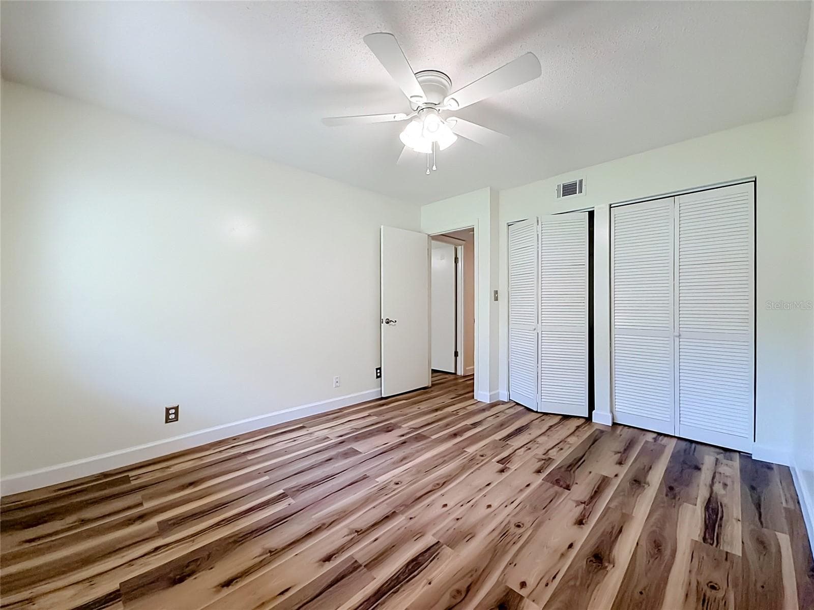 655 MIDWAY DRIVE — photo 28 of 54
