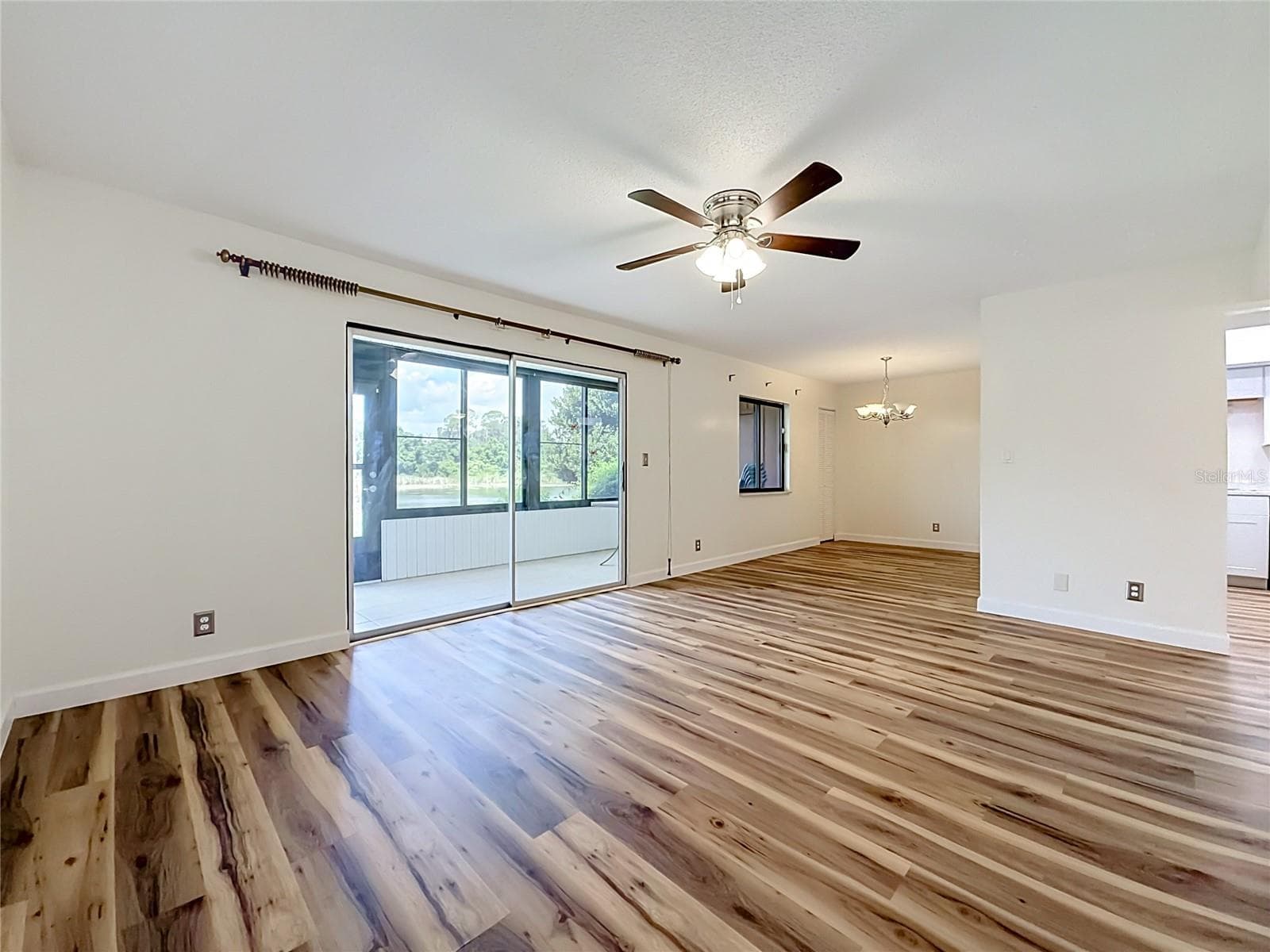655 MIDWAY DRIVE — photo 29 of 54