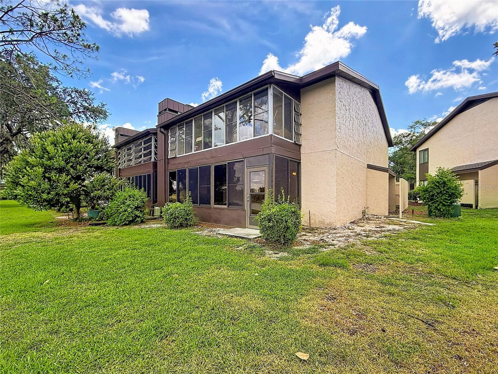 655 MIDWAY DRIVE — photo 43 of 54