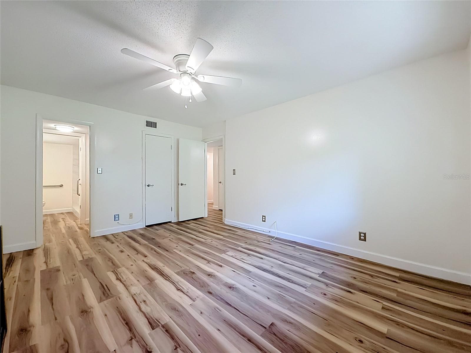 655 MIDWAY DRIVE — photo 36 of 54