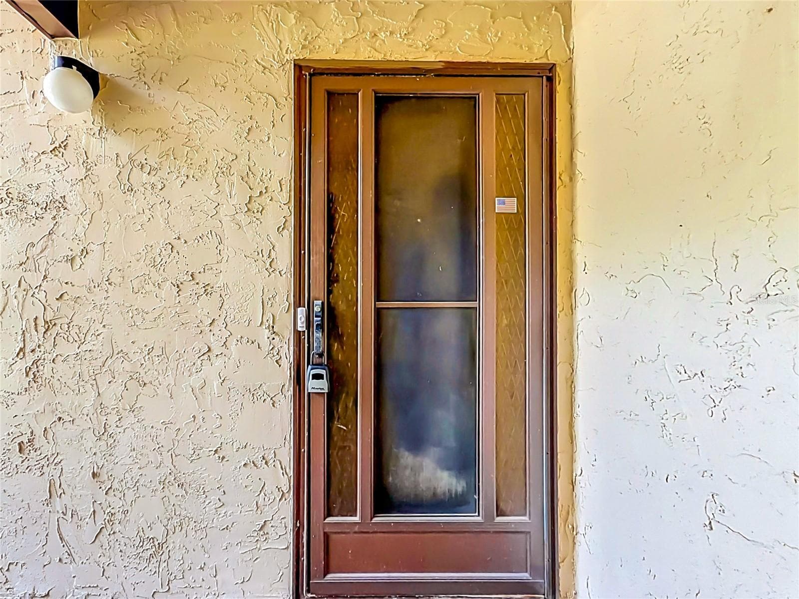 655 MIDWAY DRIVE — photo 8 of 54