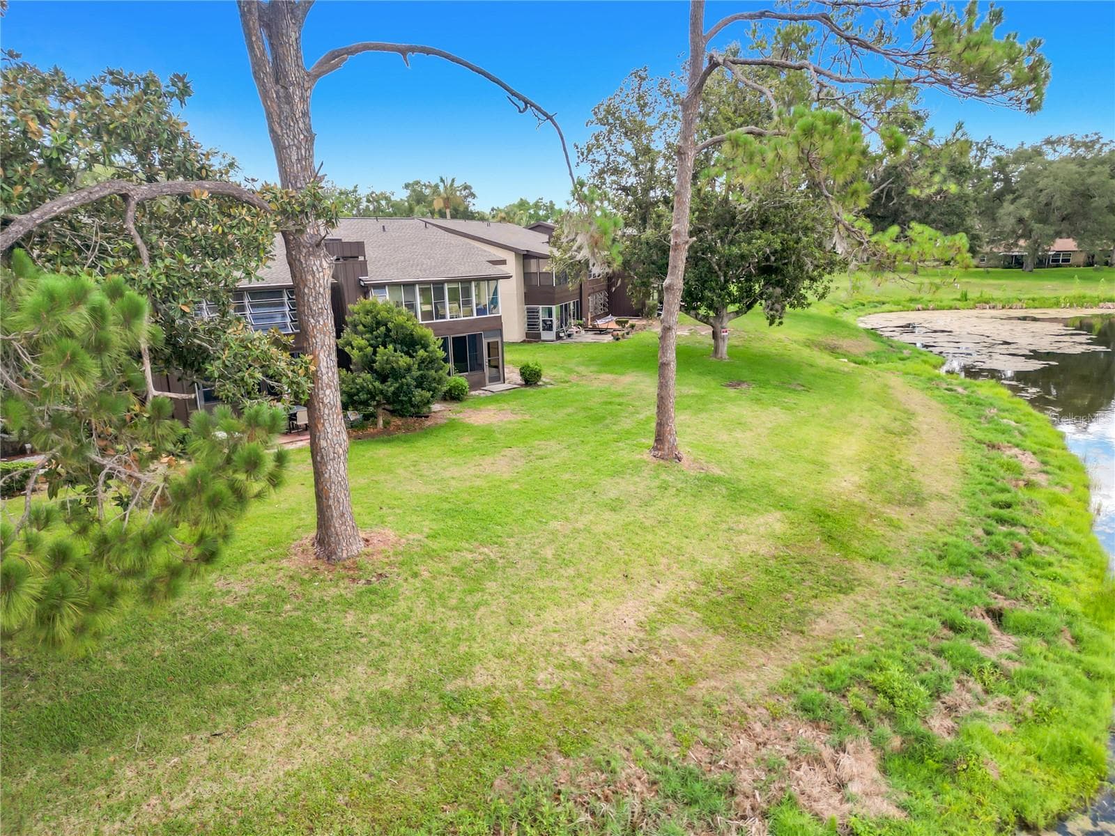 655 MIDWAY DRIVE — photo 46 of 54