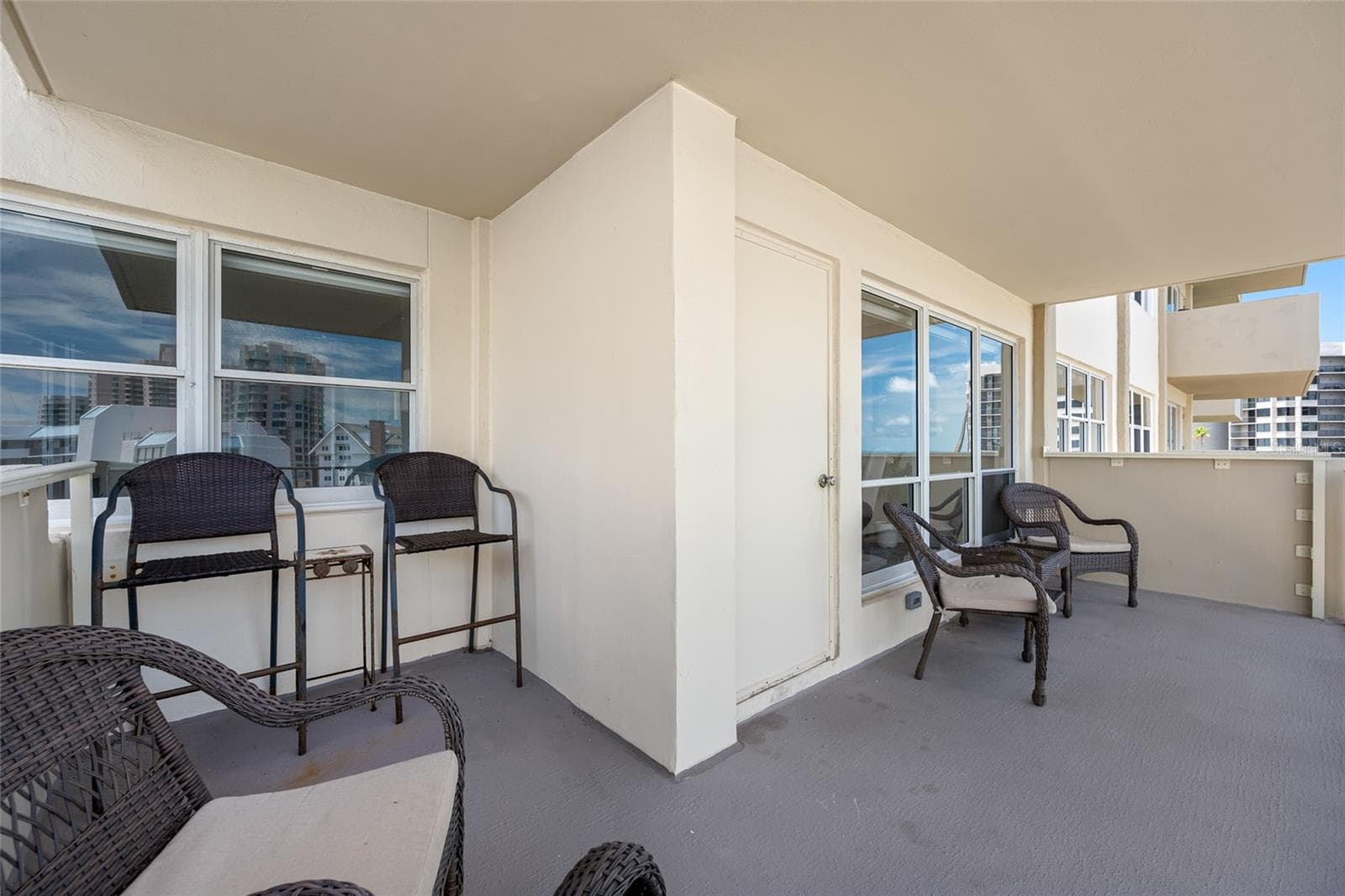 1621 GULF BOULEVARD — photo 47 of 97