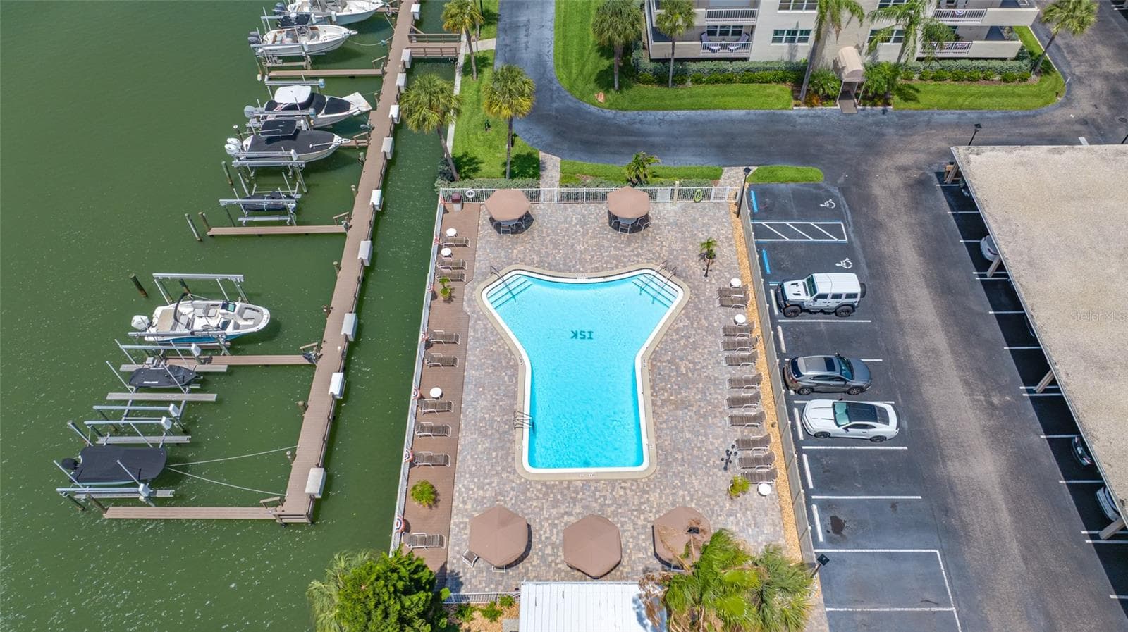 1621 GULF BOULEVARD — photo 96 of 97
