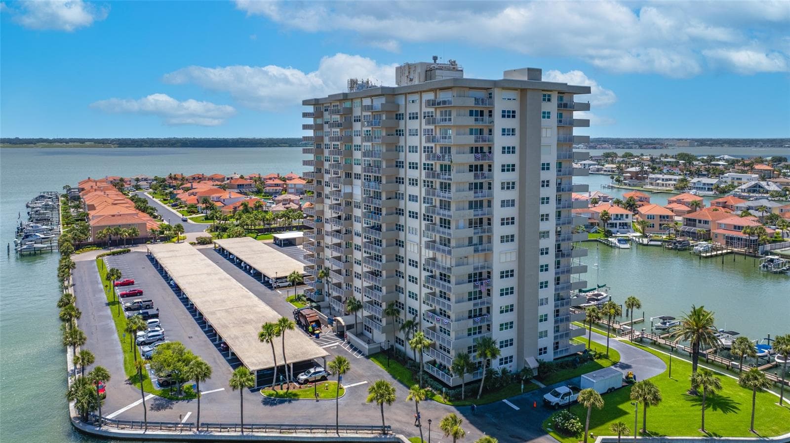 1621 GULF BOULEVARD — photo 89 of 97