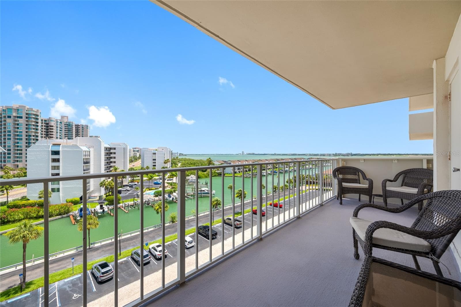 1621 GULF BOULEVARD — photo 44 of 97