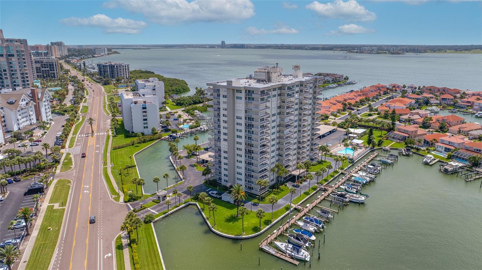 1621 GULF BOULEVARD — photo 82 of 97