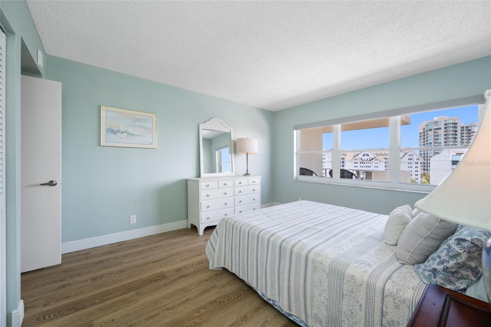 1621 GULF BOULEVARD — photo 37 of 97