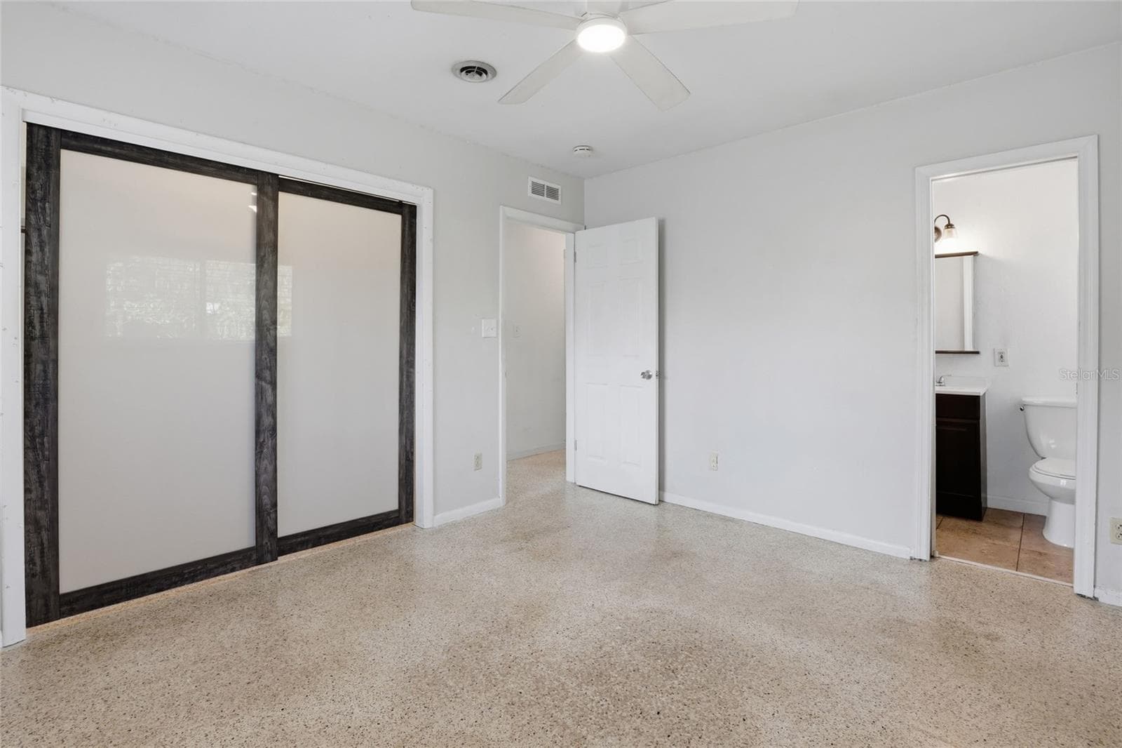 2627 DUEBY STREET — photo 23 of 90