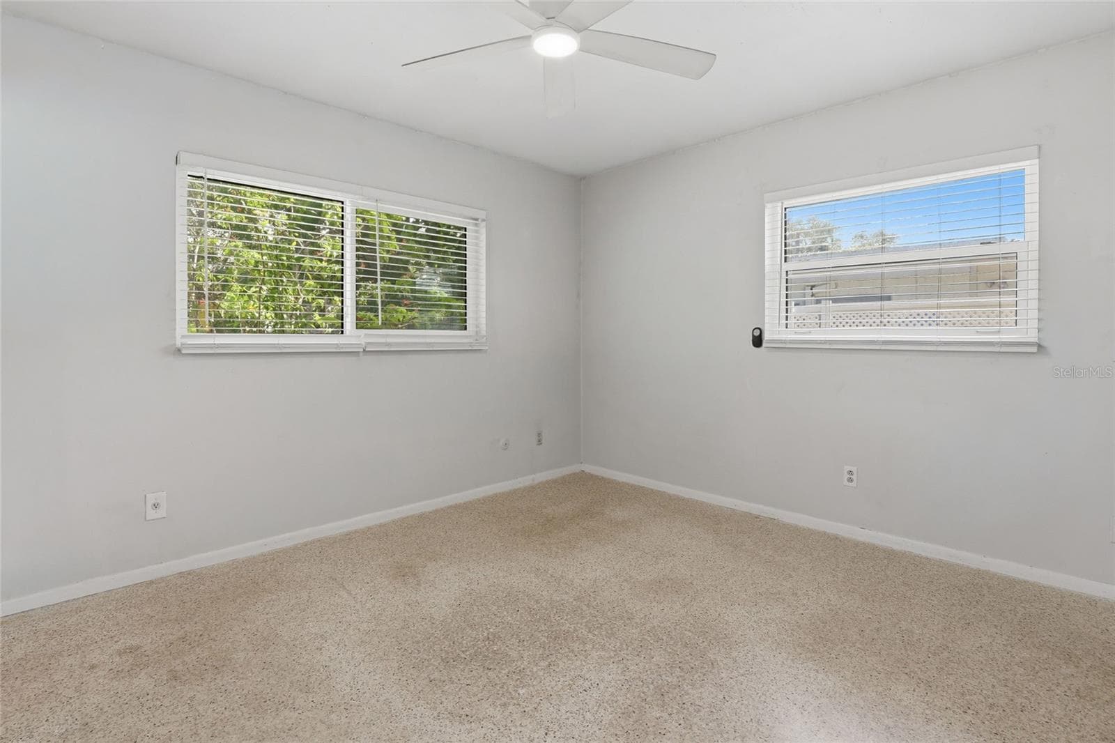 2627 DUEBY STREET — photo 30 of 90