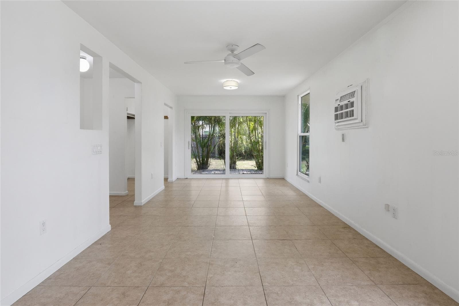 2627 DUEBY STREET — photo 16 of 90