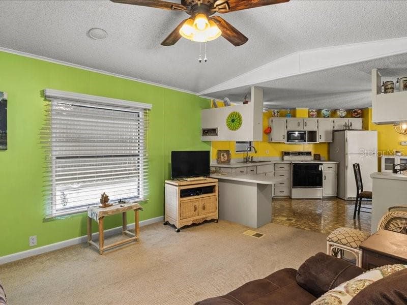 111 CHERRYWOOD DRIVE — photo 10 of 34