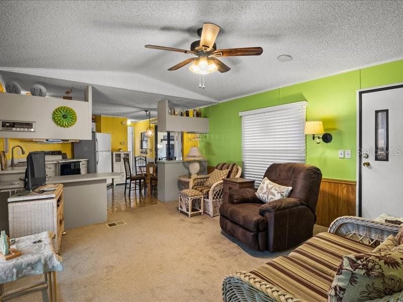 111 CHERRYWOOD DRIVE — photo 11 of 34