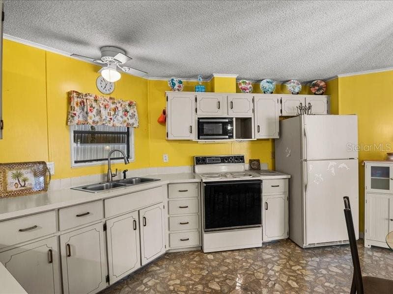 111 CHERRYWOOD DRIVE — photo 12 of 34