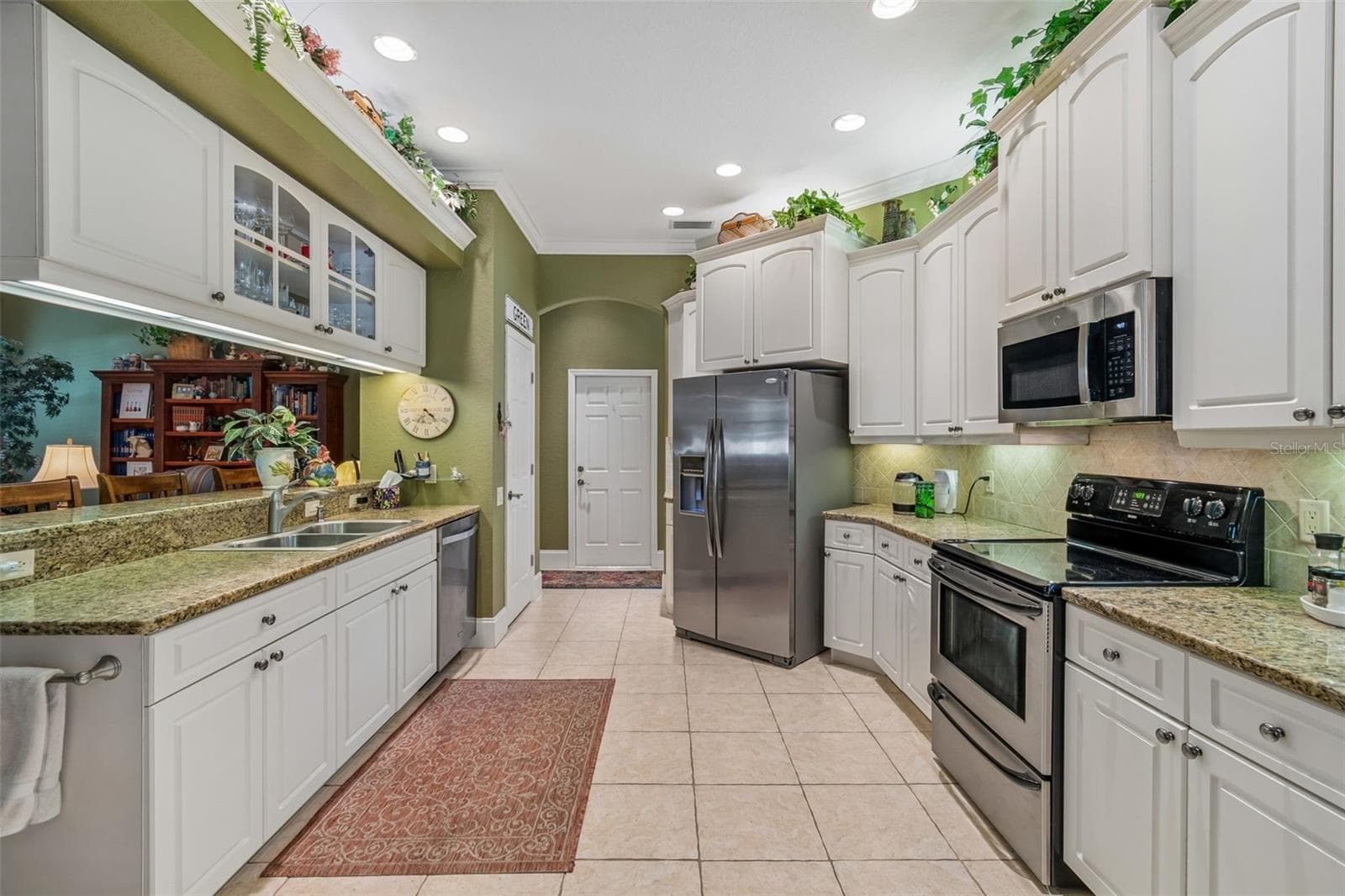 2349 CHESTERFIELD CIRCLE — photo 33 of 67
