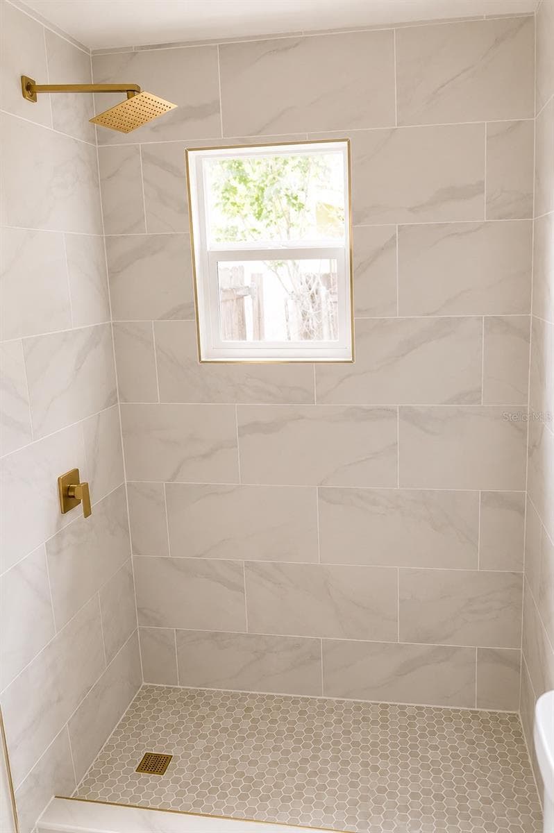 4443 KING COLE BOULEVARD — photo 14 of 26