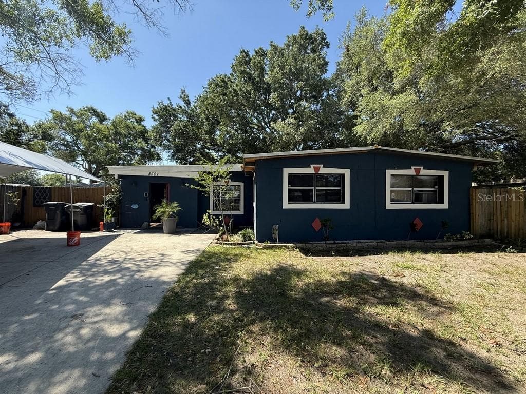 8507 LIBBY LANE
