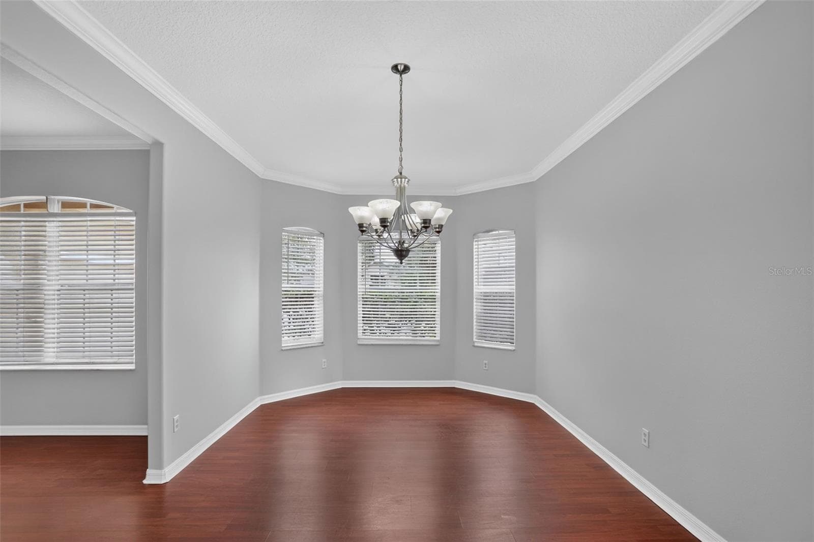 2521 BARWICK STREET — photo 6 of 76