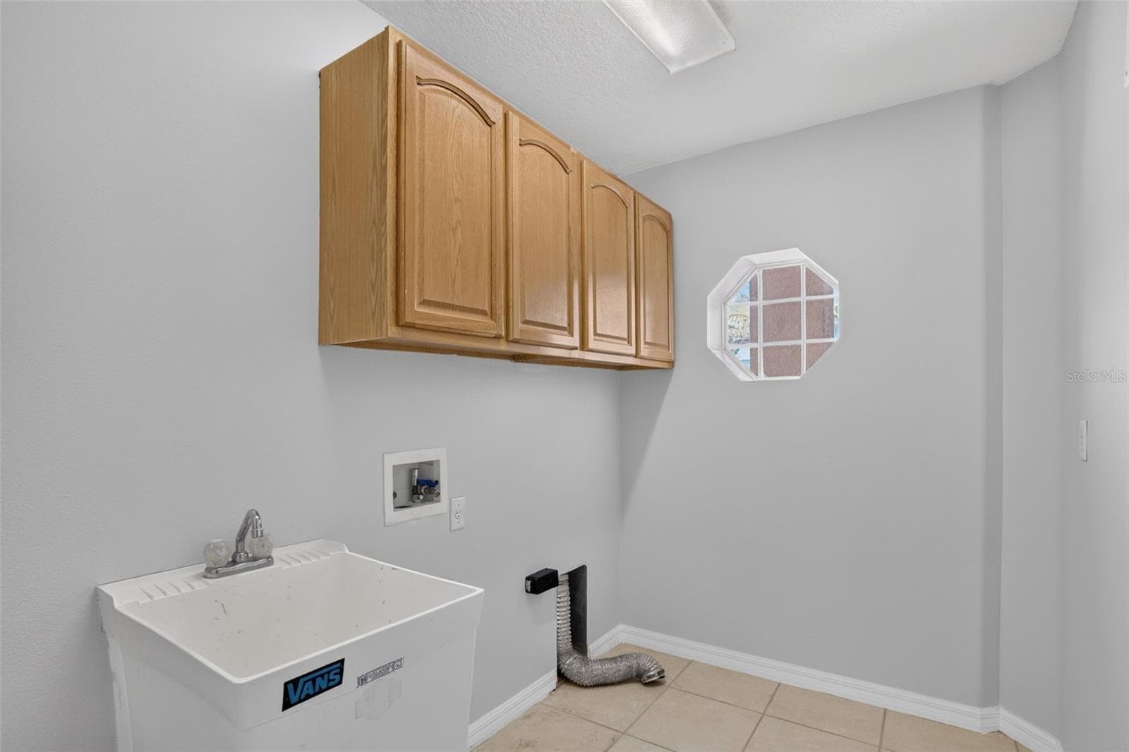 2521 BARWICK STREET — photo 50 of 76