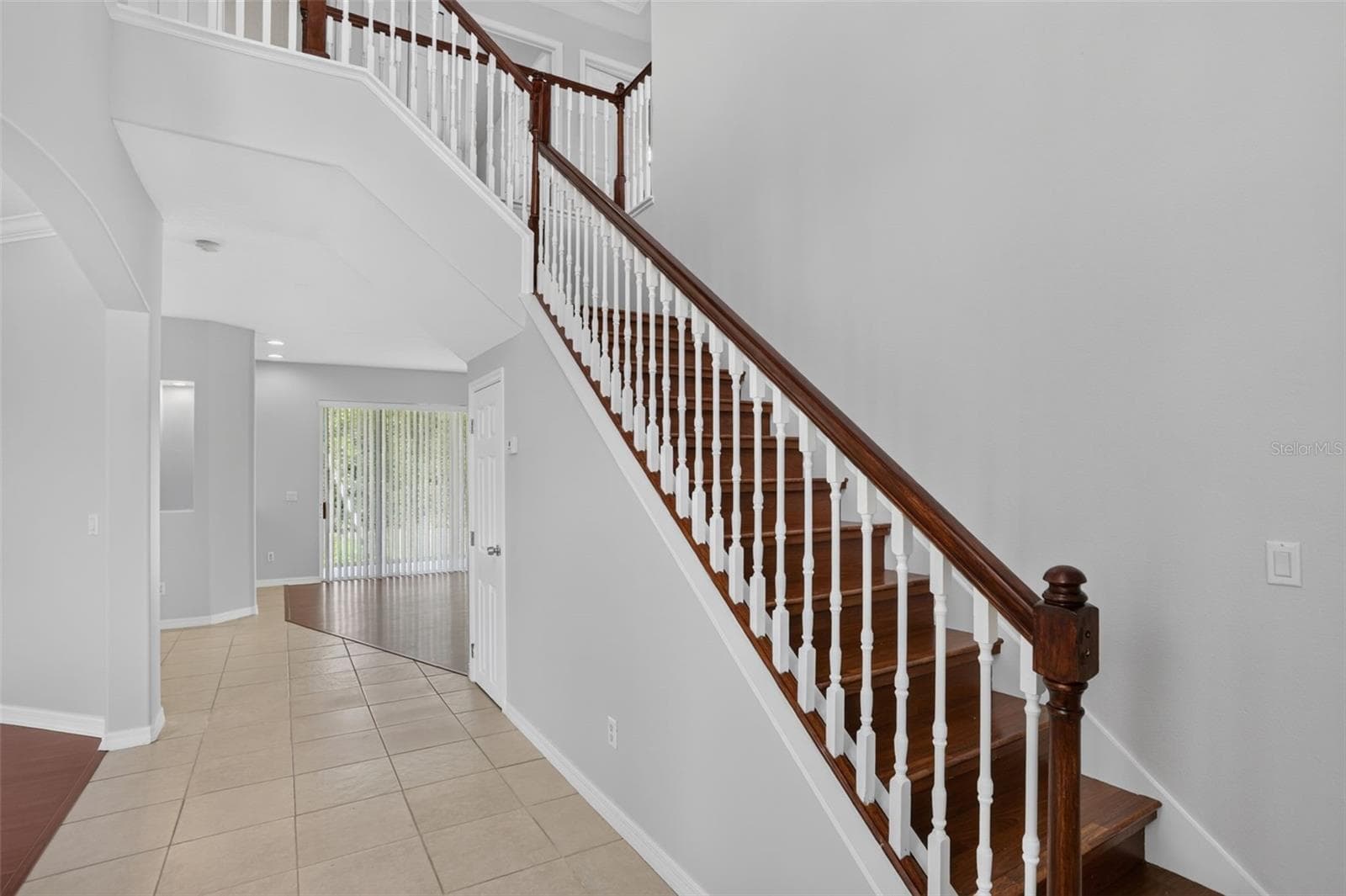 2521 BARWICK STREET — photo 3 of 76