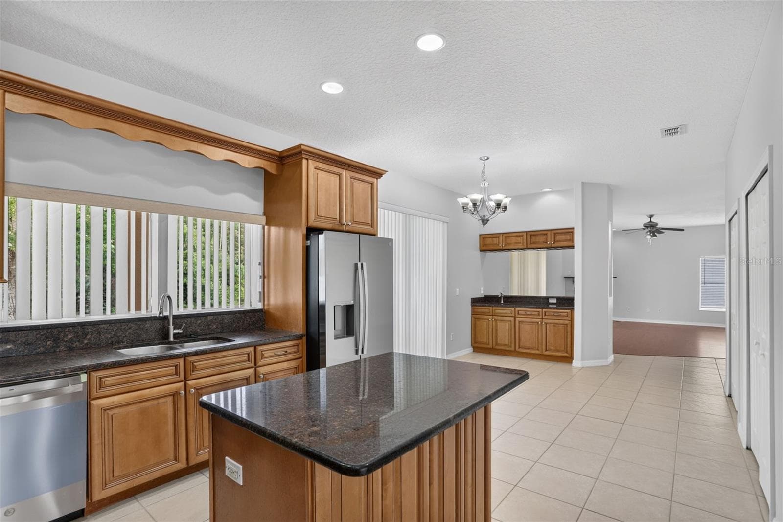 2521 BARWICK STREET — photo 13 of 76