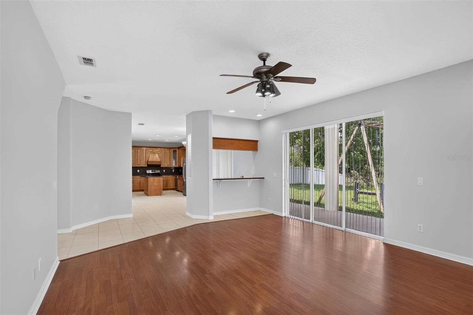 2521 BARWICK STREET — photo 10 of 76