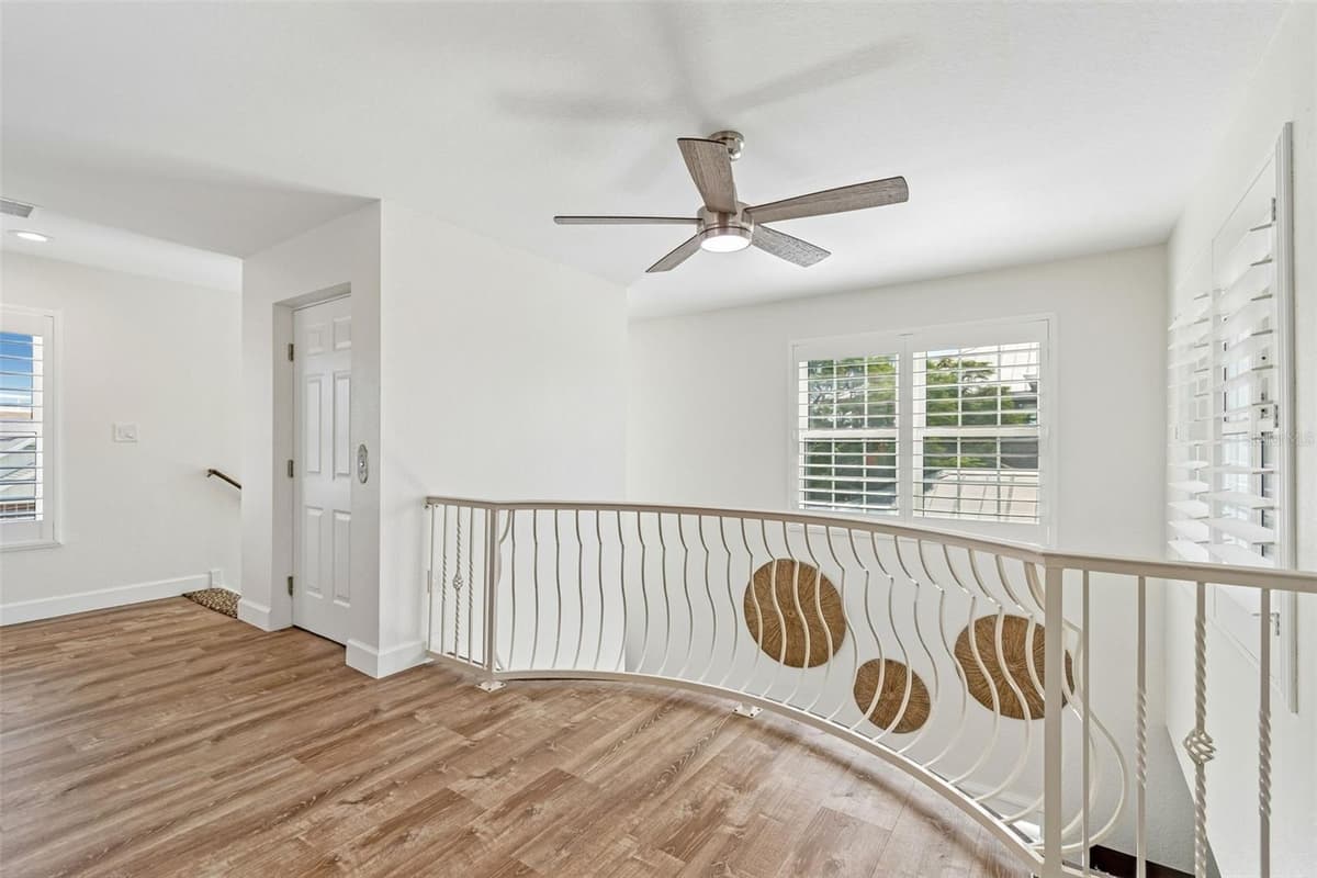 111 91ST AVENUE — photo 34 of 68