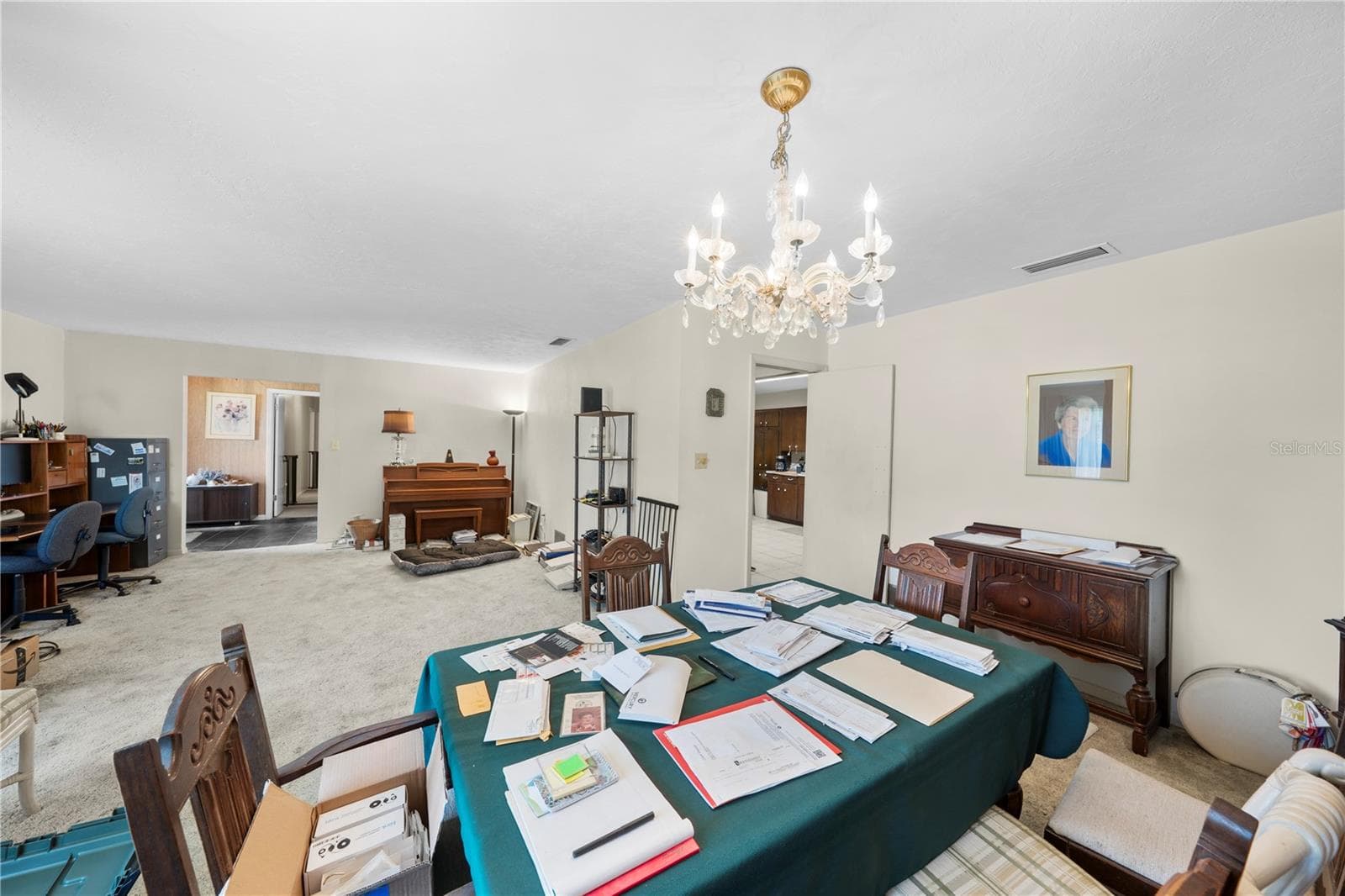 2137 11TH STREET — photo 13 of 88