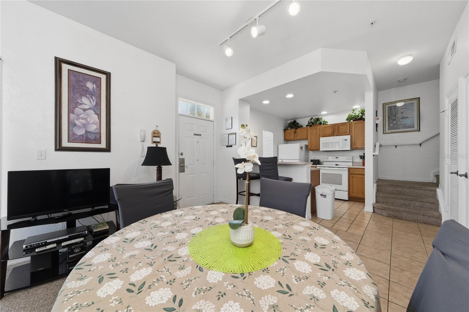 2270 SAN VITAL DRIVE — photo 6 of 33