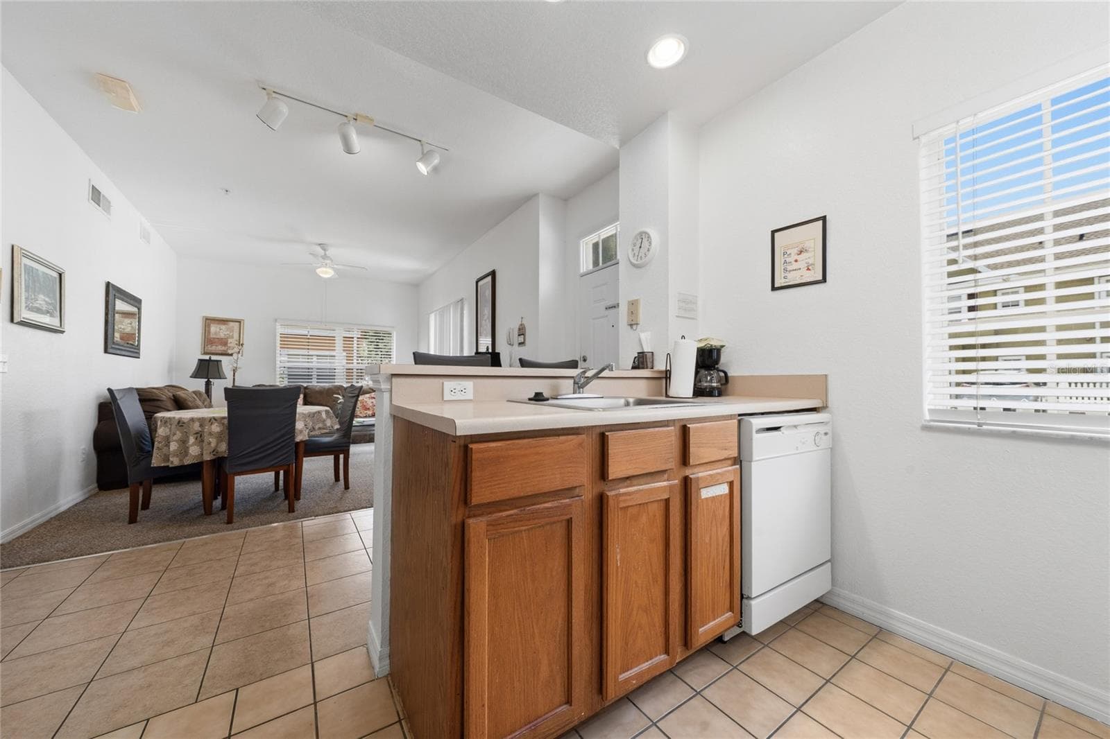 2270 SAN VITAL DRIVE — photo 11 of 33