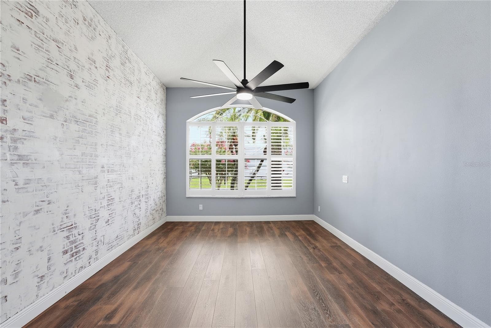 13000 CRYSTAL COVE DRIVE — photo 19 of 51