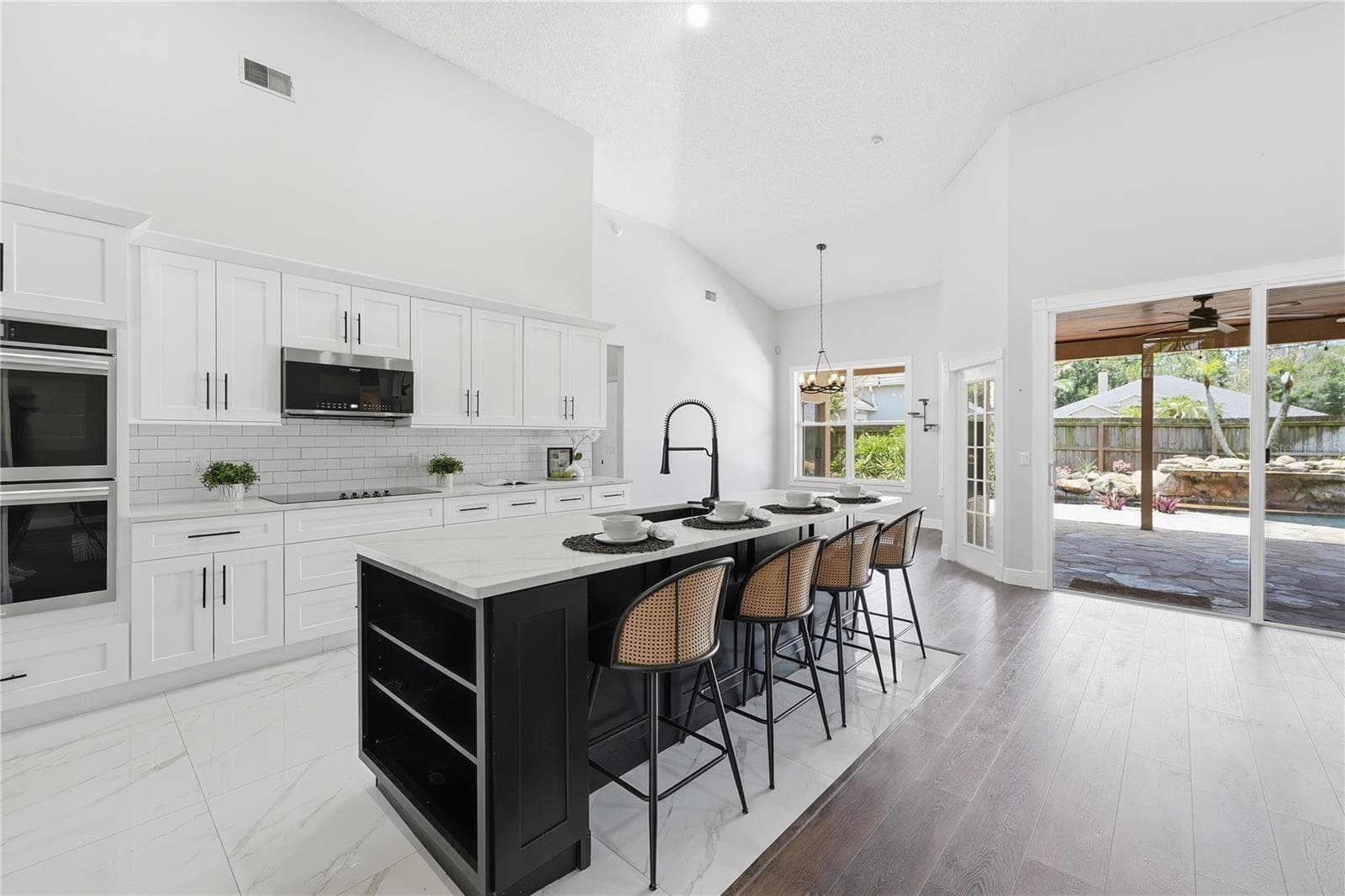 13000 CRYSTAL COVE DRIVE — photo 9 of 51