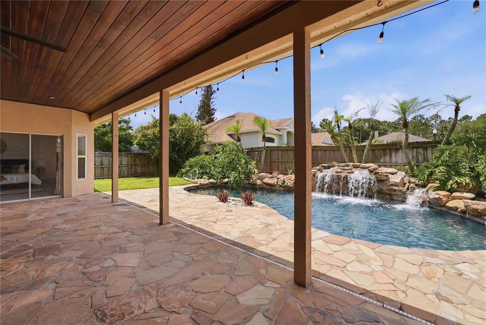 13000 CRYSTAL COVE DRIVE — photo 2 of 51