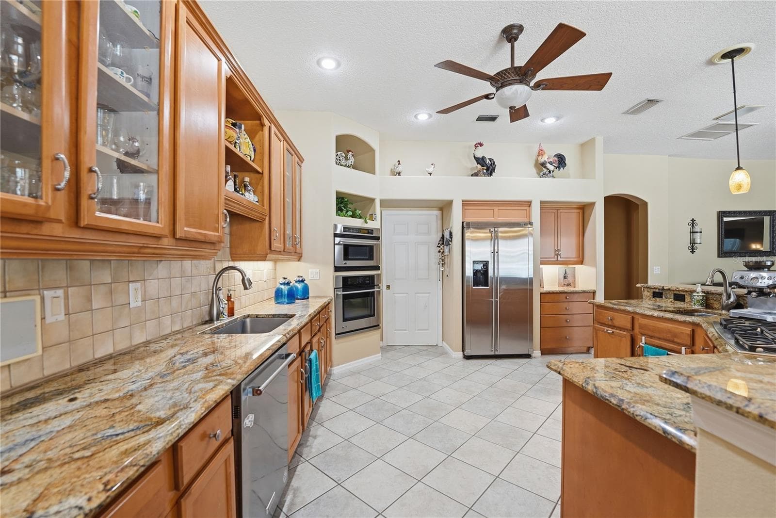 11474 SWIFT WATER CIRCLE — photo 16 of 48