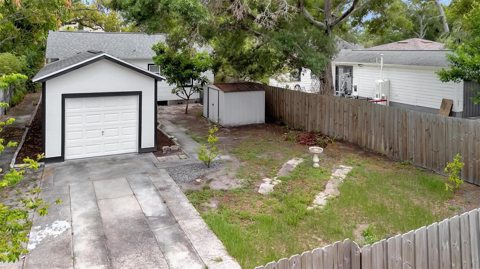4327 3RD AVENUE — photo 6 of 50