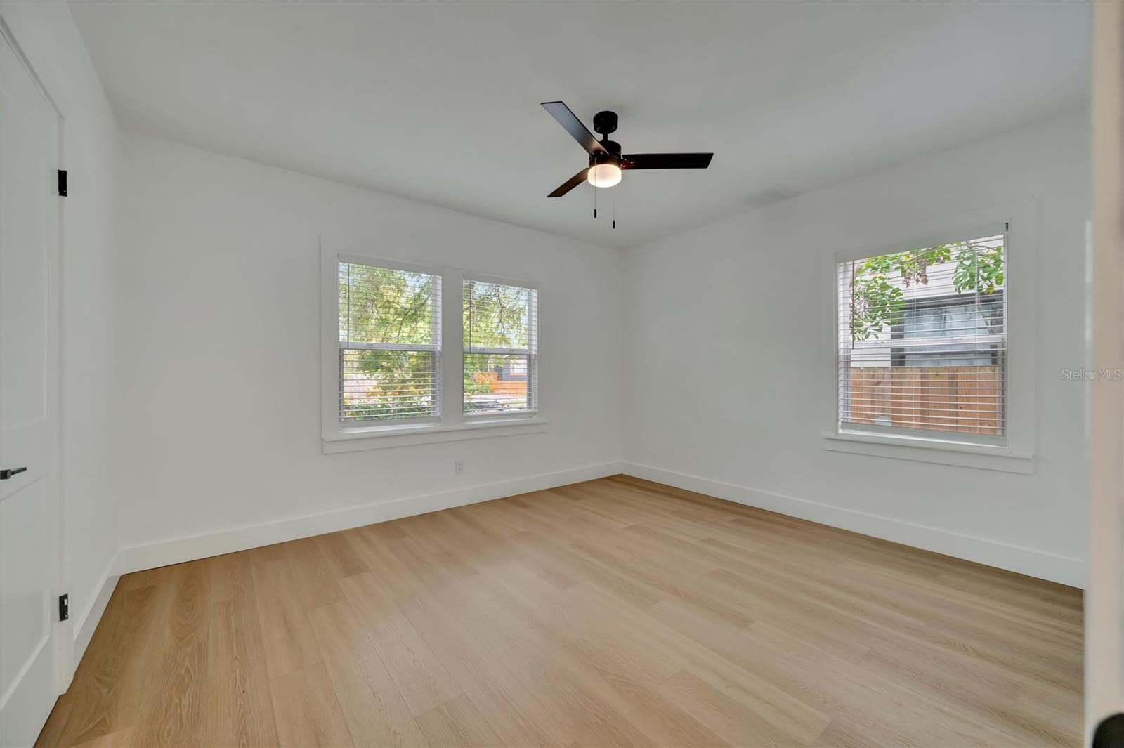 4327 3RD AVENUE — photo 33 of 50