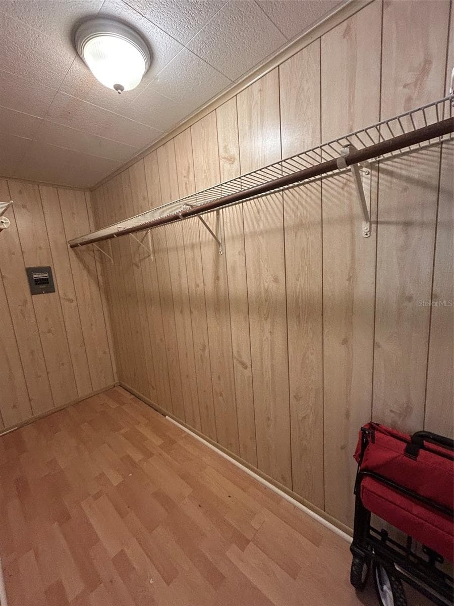 6005 DOC THOMPSON ROAD — photo 10 of 16