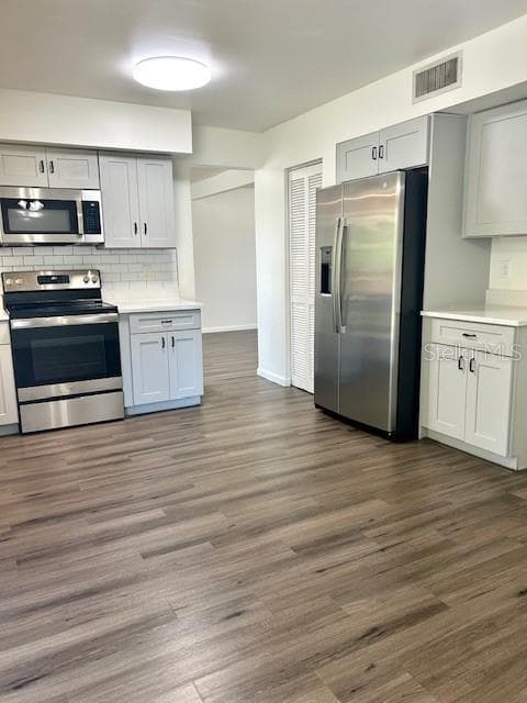 12417 CARDIFF DRIVE — photo 14 of 32