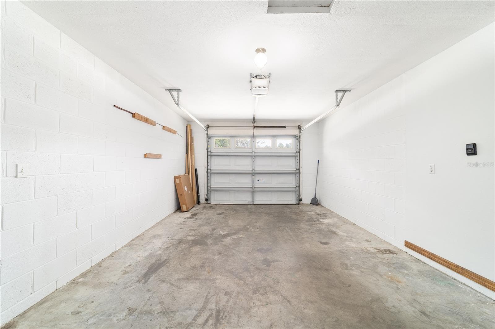 11570 84TH AVENUE — photo 36 of 44