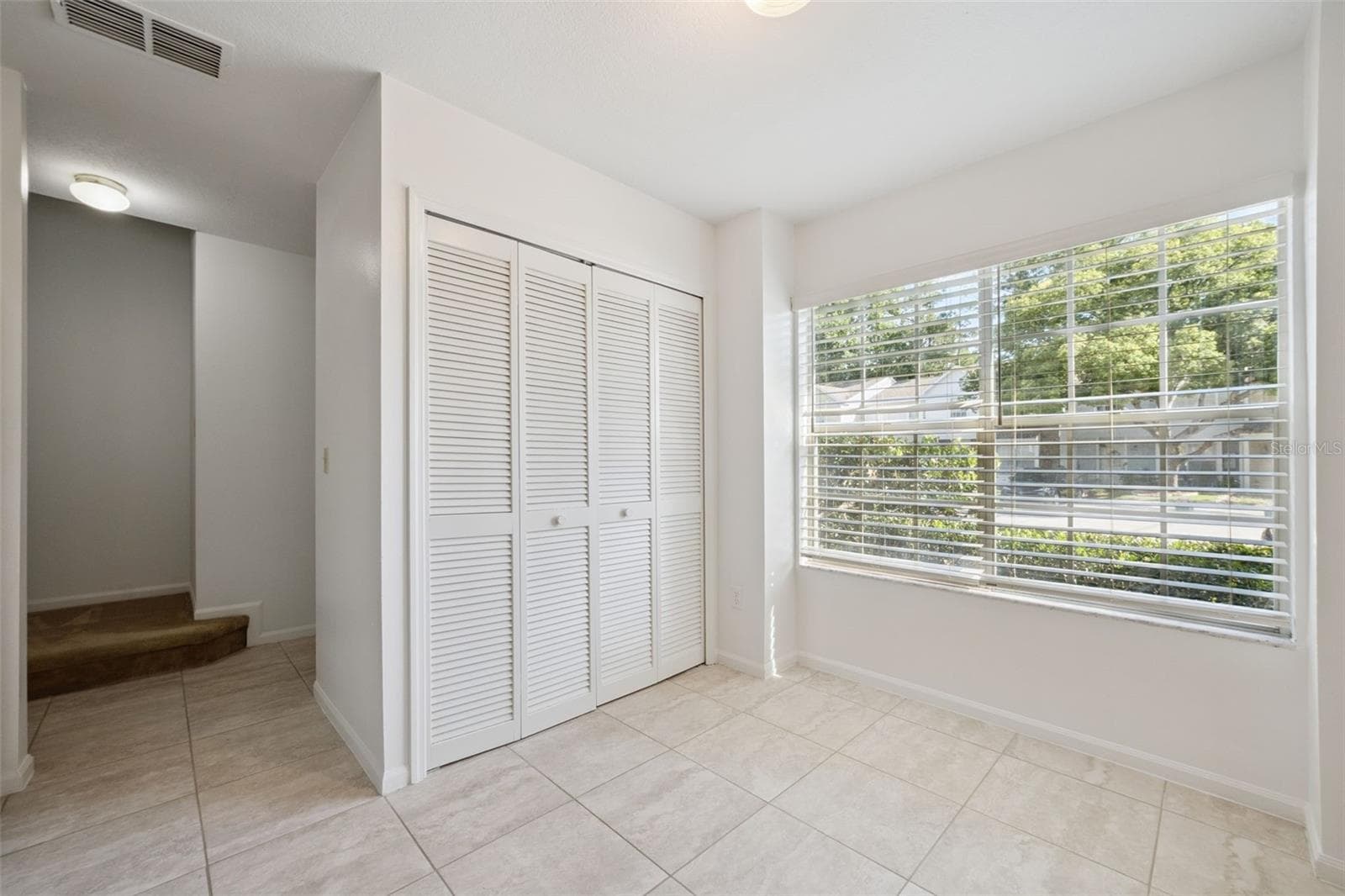 498 GREEN SPRING CIR — photo 9 of 20