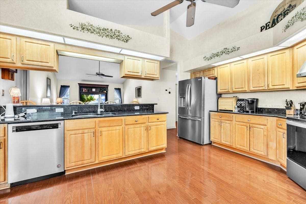 396 ORLANDO BOULEVARD — photo 10 of 54